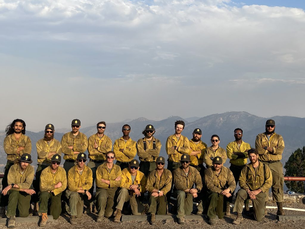 Twin Peaks Handcrew Honored for Heroic Actions on the 2022 Moose Fire